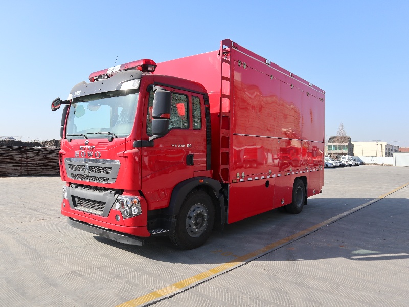 豪沃器材消防車